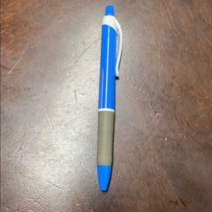 Meet your Posher, Cuong